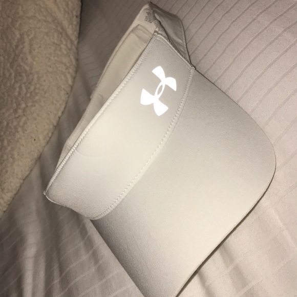 Hat - Picture 3 of 3